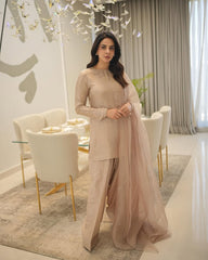 Saba qamar beige